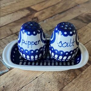 Wiza Boleslawiec Polish Pottery Salt and Pepper Shakers